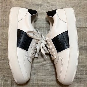 AQUA Croc effect Sneakers NEW